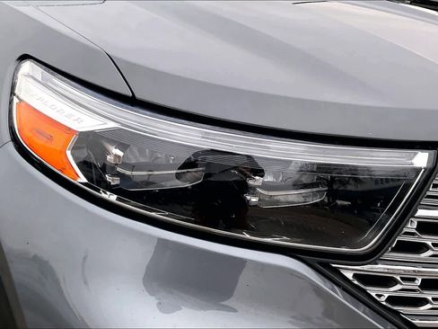 Used 2023 Ford Explorer Limited w/ Equipment Group 301A image 27