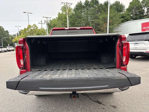 Used 2023 GMC Sierra 1500 SLT w/ SLT Premium Plus Package AWD/4WD image 16