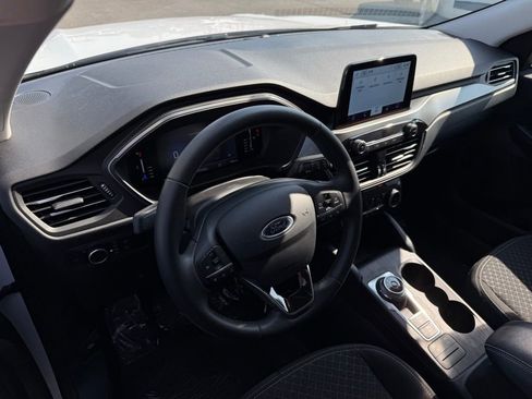 Used 2024 Ford Escape Active image 18