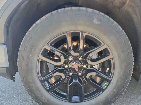 Used 2024 GMC Sierra 1500 Pro w/ Graphite Edition AWD/4WD image 15