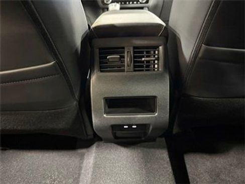 New 2025 Mitsubishi Outlander SE image 30