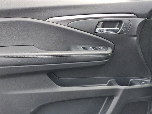 Used 2023 Honda Ridgeline RTL image 13