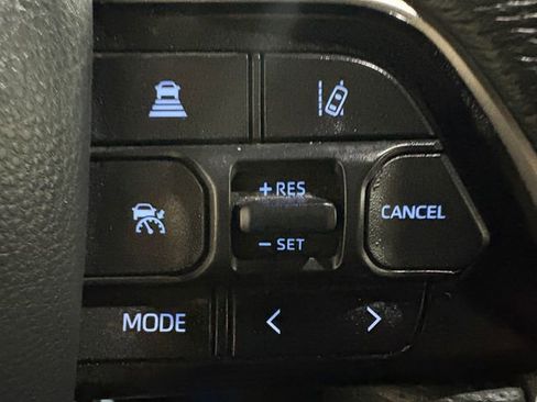 Used 2023 Toyota Tundra Platinum image 17