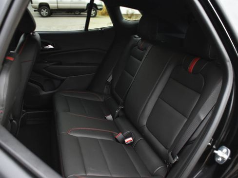 New 2026 Chevrolet Trax RS w/ Sunroof Package image 13