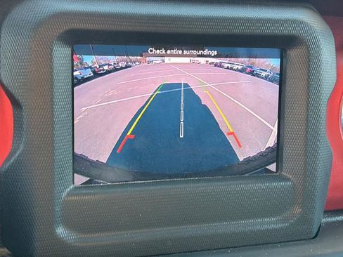 Certified 2018 Jeep Wrangler Unlimited Rubicon image 31