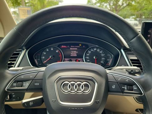 Used 2021 Audi Q5 2.0T Premium AWD/4WD image 24