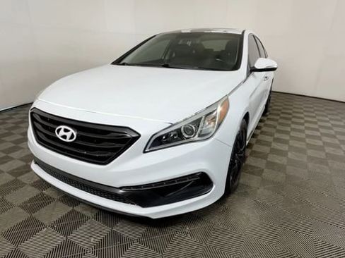 Used 2017 Hyundai Sonata Sport w/ Value Edition Package 02 FWD image 12
