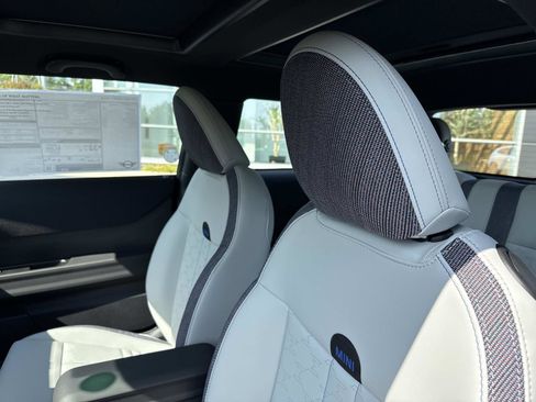 New 2026 MINI Cooper 2-Door Hardtop FWD image 20