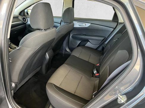 Used 2024 Kia Forte LXS image 10