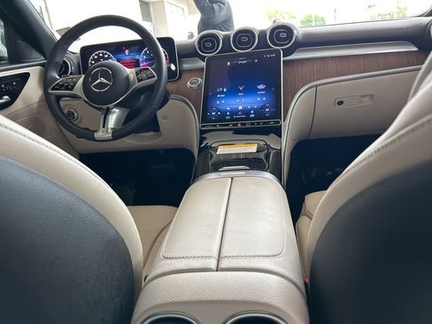 Used 2024 Mercedes-Benz C 300 Sedan image 27