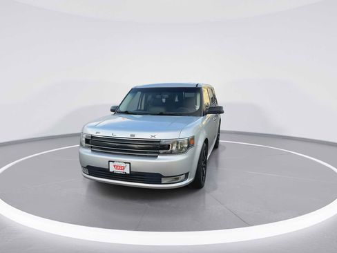 Used 2016 Ford Flex SEL w/ Equipment Group 202A image 3