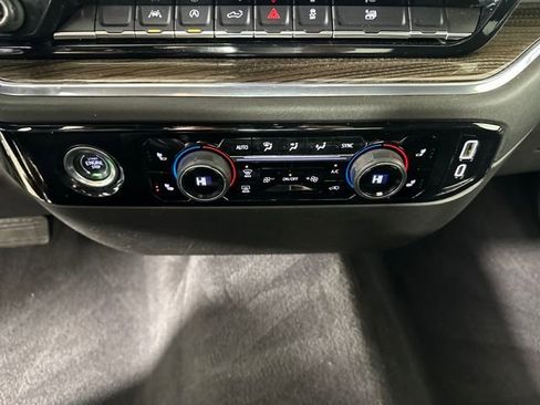 Used 2023 Chevrolet Silverado 1500 LT image 21