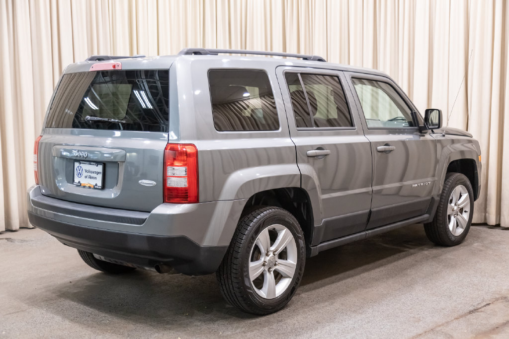 Used 2013 Jeep Patriot Latitude w/ Sun/Sound Group FWD image 6