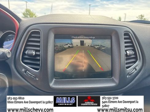 Used 2018 Jeep Compass Trailhawk w/ Cold Weather Group AWD/4WD image 16
