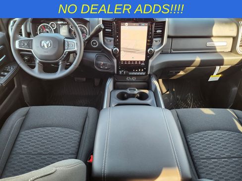 New 2026 RAM 2500 Big Horn AWD/4WD image 25