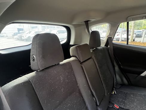 Used 2016 Toyota RAV4 LE image 35