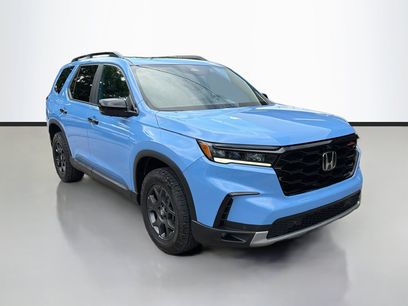 Used 2025 Honda Pilot TrailSport