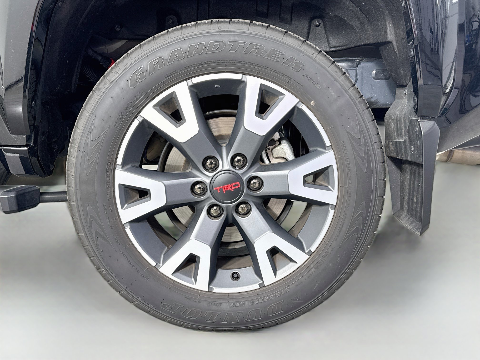 Certified 2025 Toyota 4Runner TRD Sport AWD/4WD image 31