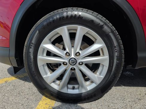 Used 2019 Nissan Rogue Sport S w/ Appearance Package image 4