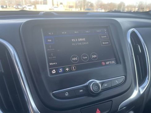 Used 2021 Chevrolet Equinox LT image 19