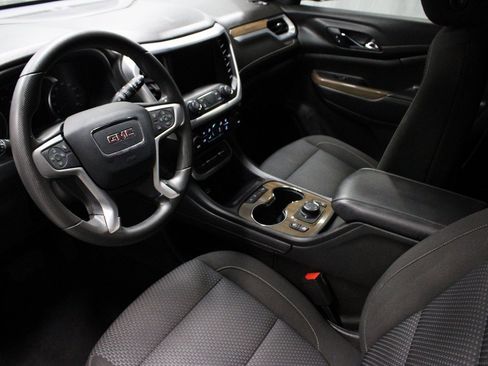 Used 2023 GMC Acadia SLE w/ Driver Convenience Package image 24