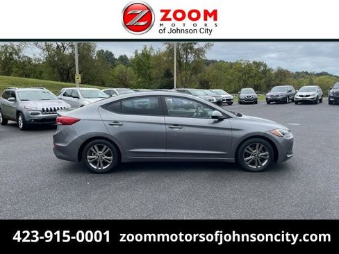Used 2018 Hyundai Elantra SEL image 1