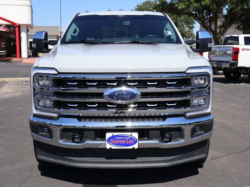 Used 2025 Ford F250 Lariat w/ Chrome Package AWD/4WD image 14