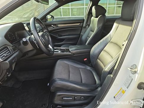 Used 2018 Honda Accord Sport image 9