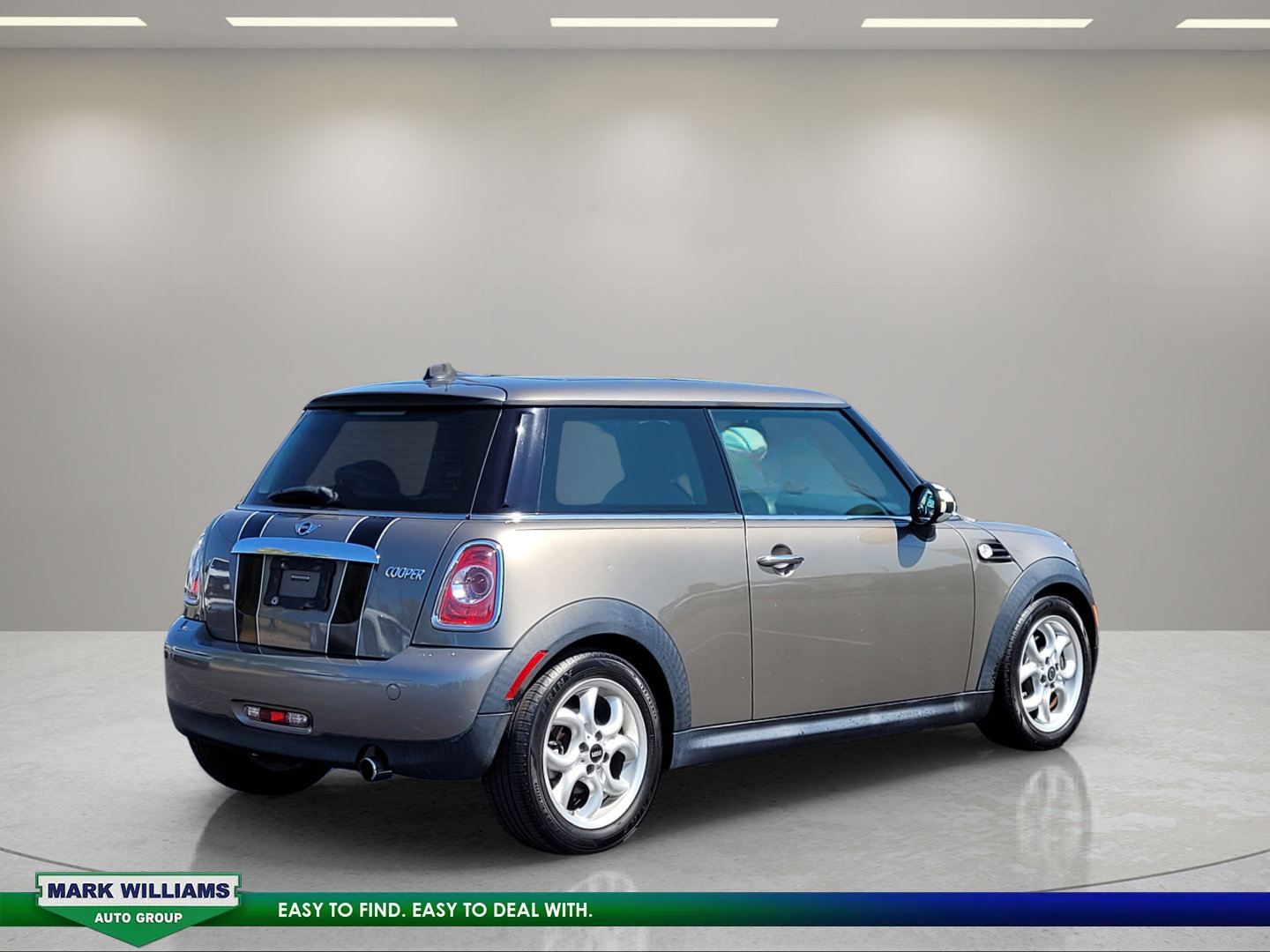 Used 2011 MINI Cooper Hardtop FWD image 5