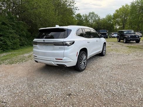Used 2025 Buick Enclave Avenir w/ Super Cruise Package AWD/4WD image 6