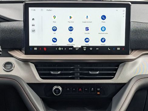 New 2026 Ford Explorer Active w/ Active Comfort Package image 17