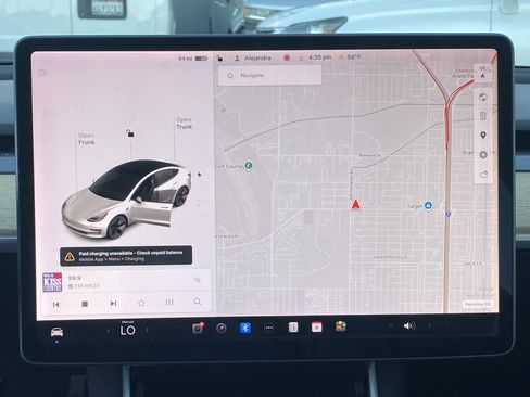Used 2019 Tesla Model 3 Standard Range image 11