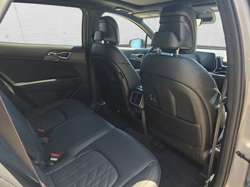 Used 2024 Kia Sportage X-Line w/ X-Line Premium Package AWD/4WD image 11