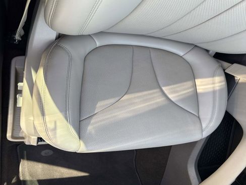 Certified 2021 Lincoln Nautilus Reserve w/ Equipment Group 201A image 20