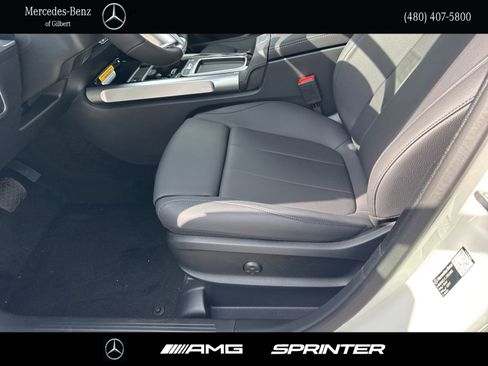New 2026 Mercedes-Benz GLB 250 image 14