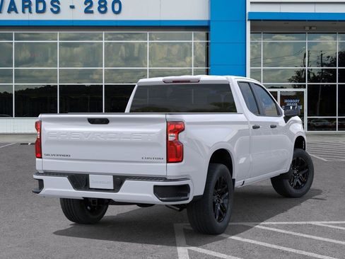 New 2026 Chevrolet Silverado 1500 Custom RWD image 4