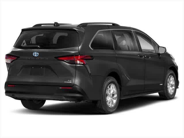 Used 2023 Toyota Sienna LE FWD image 2