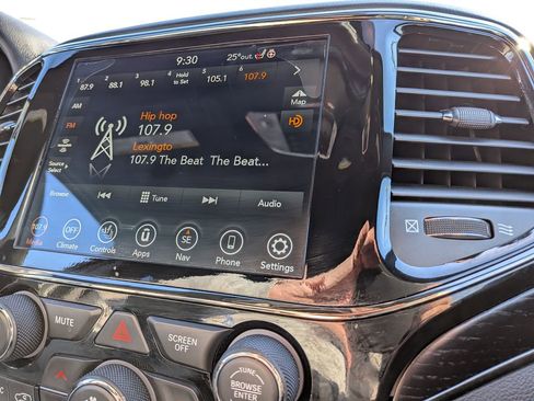 Used 2021 Jeep Grand Cherokee High Altitude image 19