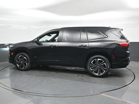 Used 2025 Buick Enclave Sport Touring AWD/4WD image 8