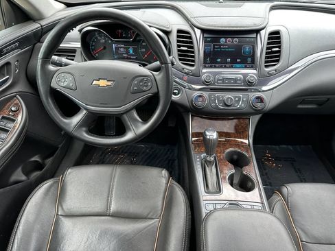 Used 2015 Chevrolet Impala LTZ FWD image 14