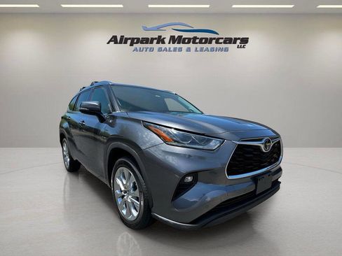 Used 2020 Toyota Highlander Limited image 7