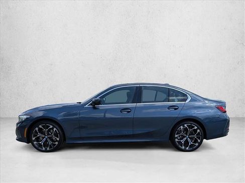 Used 2025 BMW 330i Sedan RWD image 9