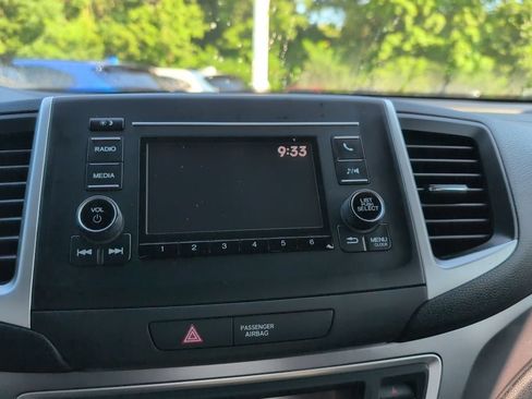 Used 2019 Honda Ridgeline Sport image 21