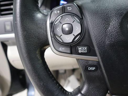 Used 2014 Toyota Camry XLE w/ Leather Package FWD image 35