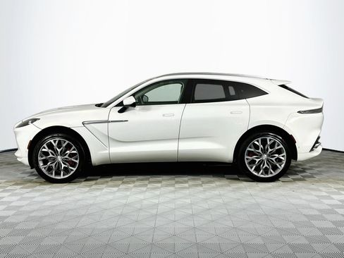Used 2023 Aston Martin DBX AWD/4WD image 17