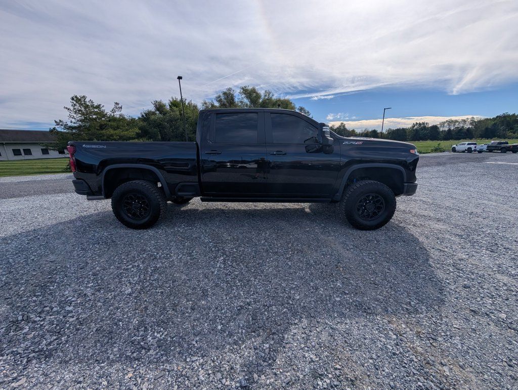 Used 2024 Chevrolet Silverado 2500 ZR2 w/ ZR2 Bison Edition AWD/4WD image 14