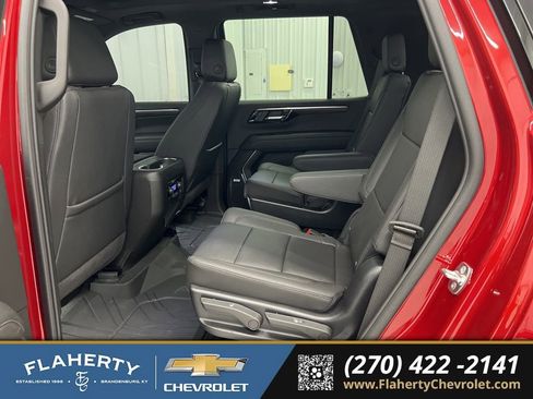 Used 2025 Chevrolet Tahoe Z71 w/ Comfort Package image 11