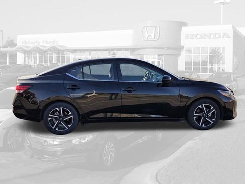 Used 2024 Nissan Sentra SV image 5