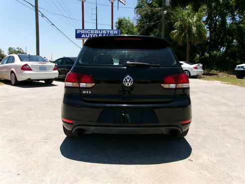 Used 2011 Volkswagen GTI 2-Door FWD image 11