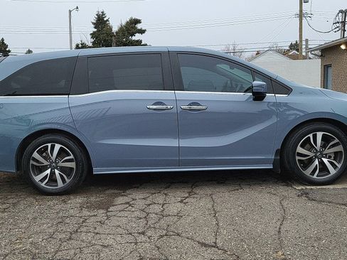 Used 2023 Honda Odyssey Touring image 6